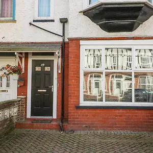 Cosy Coastal Let Apartment Bridlington