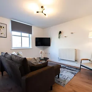 Jasper- 2 Bed Flat With Parking Apartment Southampton