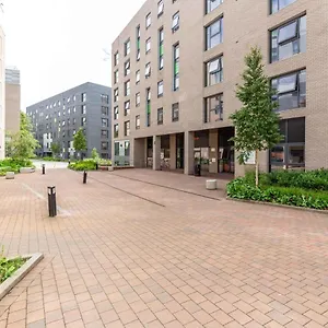 Apartment Ensuite Bedrooms With Shared Kitchen And At Marshall Court In, Newcastle upon Tyne