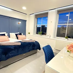 Apartment Penthouse By Hnfc, Newcastle upon Tyne