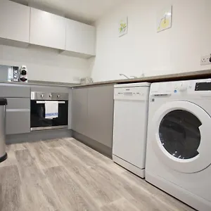 Sea Air - 2 Bedrooms - Parking - Mins To Apartment Bournemouth