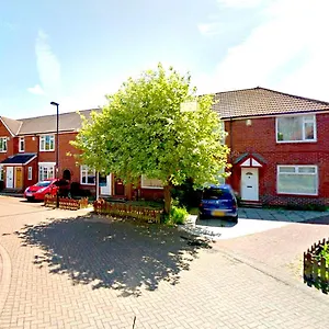 Apartment New Large 2 Bed Entire Near With Free Parking, Newcastle upon Tyne