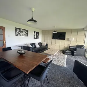 Apartment 3 Bedroom With Golf Course View, Newcastle upon Tyne