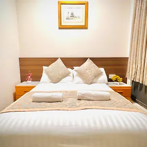 3* Отель Grainger House